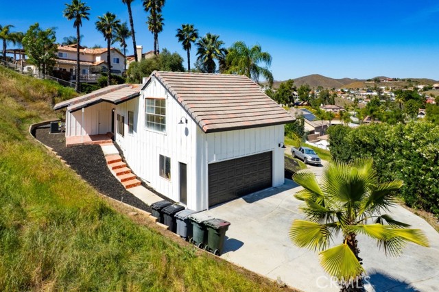 Detail Gallery Image 22 of 28 For 22951 Lassen Dr, Canyon Lake,  CA 92587 - 3 Beds | 2/1 Baths