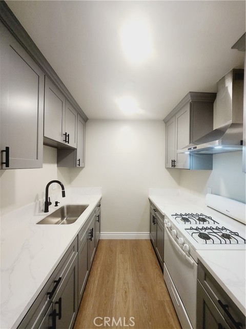 Detail Gallery Image 6 of 22 For 1100 W Porter Ave #2,  Fullerton,  CA 92833 - 1 Beds | 1 Baths
