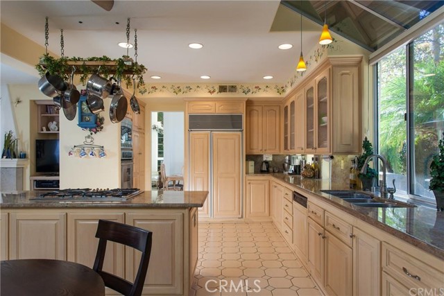 Detail Gallery Image 7 of 16 For 17 Briercliff, Trabuco Canyon,  CA 92679 - 4 Beds | 4 Baths