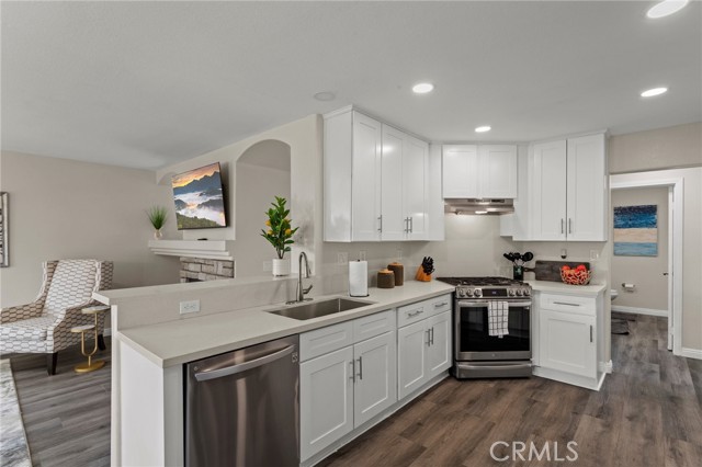 Detail Gallery Image 11 of 22 For 26425 Silverado Ct, Moreno Valley,  CA 92555 - 4 Beds | 2 Baths