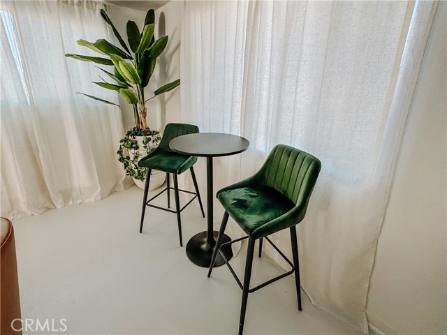 Detail Gallery Image 4 of 16 For 5050 1st, Joshua Tree,  CA 92252 - 2 Beds | 1 Baths