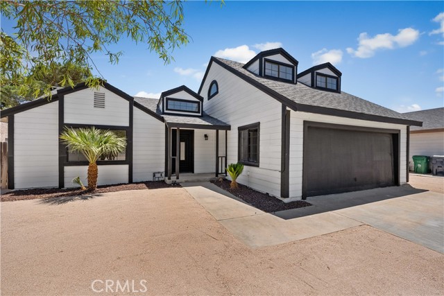 44130 Dahlia Street, Lancaster CA: https://media.crmls.org/medias/173ffd58-a259-4037-98f3-19c757385bb1.jpg