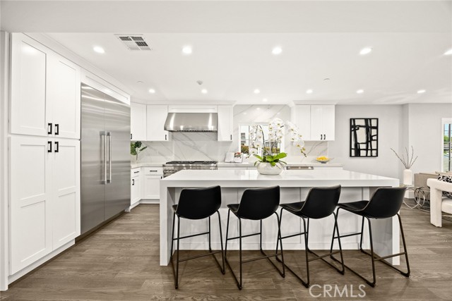 2174 Melville Drive, San Marino CA: https://media.crmls.org/medias/174082c0-ad03-4741-831e-a76d100fab7b.jpg