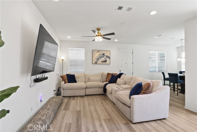 14996 Cavetto Ln, Fontana, CA 92336 photo 7