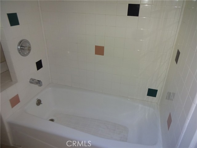 Detail Gallery Image 18 of 19 For 3624 E 6th St, Long Beach,  CA 90814 - 1 Beds | 1 Baths