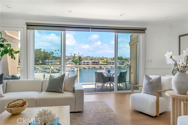 621 Lido Park Drive, Newport Beach CA: https://media.crmls.org/medias/174262be-a6b4-4bed-b768-086fddcb71b1.jpg