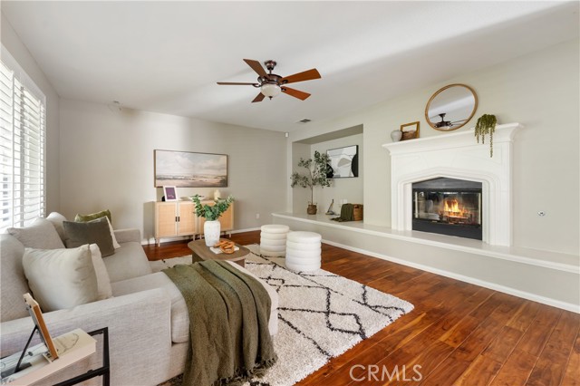 Detail Gallery Image 14 of 68 For 22229 Evening Star Ct, Saugus,  CA 91390 - 6 Beds | 5 Baths