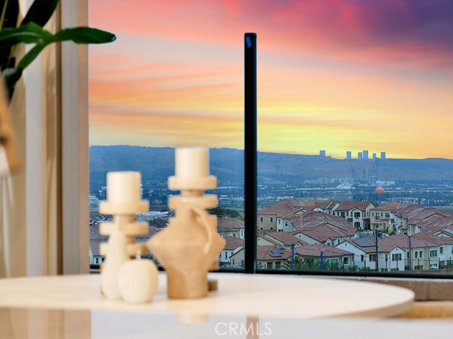 123 Oakstone, Irvine CA: https://media.crmls.org/medias/174360d0-5a69-4ff8-b2f1-409cc40402af.jpg