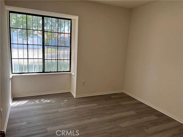 Detail Gallery Image 8 of 11 For 37729 Medea Ct, Palmdale,  CA 93550 - 4 Beds | 2 Baths