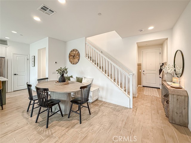 Detail Gallery Image 9 of 73 For 246 San Miguel Island Dr, Camarillo,  CA 93012 - 4 Beds | 2/1 Baths