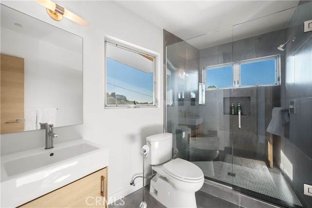 3631 Sunswept Drive, Studio City CA: https://media.crmls.org/medias/17439f6b-eb22-468e-bbf7-b160a2bfbdcf.jpg