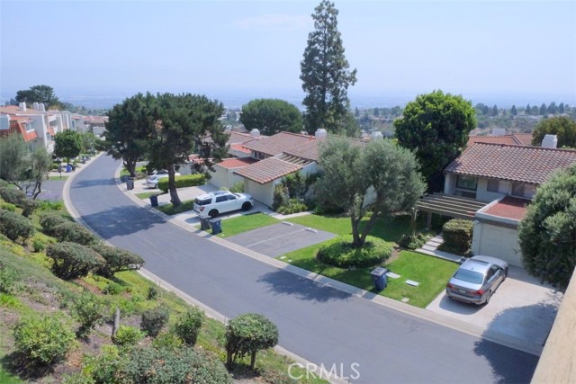 11 Cottonwood Circle, Rolling Hills Estates, California 90274, 2 Bedrooms Bedrooms, ,3 BathroomsBathrooms,Residential,Sold,Cottonwood,SB21154243