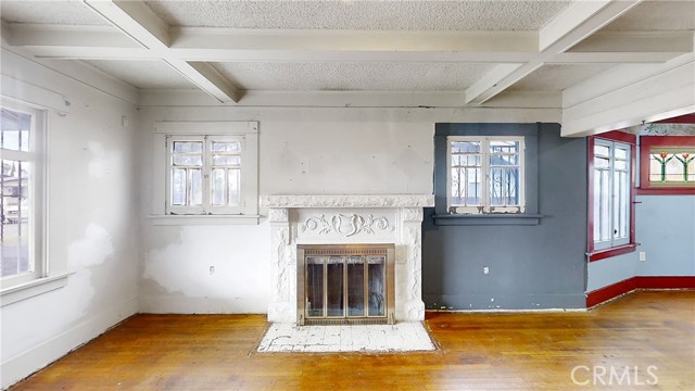 1638 W 51st Street, Los Angeles CA: https://media.crmls.org/medias/1743ec44-5ac2-4963-8d9b-f8563ae5ffa9.jpg