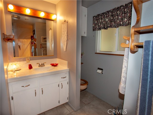 Detail Gallery Image 22 of 28 For 31510 Overhill Dr., Running Springs,  CA 92382 - 3 Beds | 3 Baths