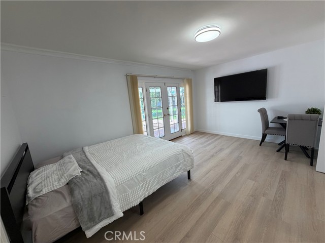 Detail Gallery Image 10 of 19 For 9660 Vanalden, Northridge,  CA 91324 - 5 Beds | 5 Baths