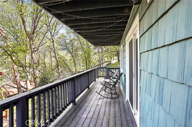 Detail Gallery Image 43 of 46 For 453 Davos, Crestline,  CA 92325 - 5 Beds | 2/1 Baths