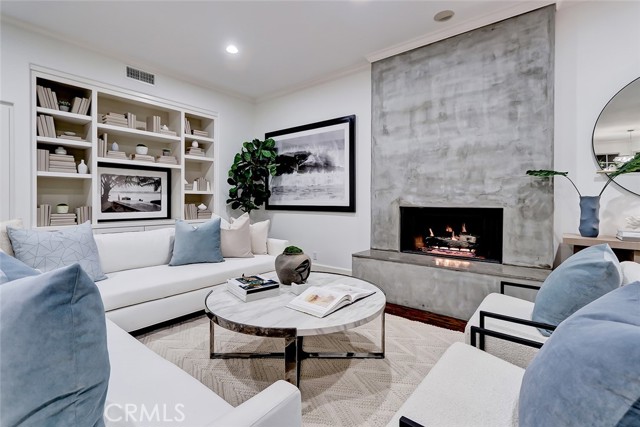 742 31st Street, Manhattan Beach, California 90266, 5 Bedrooms Bedrooms, ,2 BathroomsBathrooms,Residential,Sold,31st,SB22034184