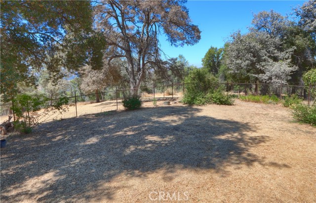 5857 Allred Road, Mariposa CA: https://media.crmls.org/medias/17469e97-e071-4641-b9a4-3a9a98f432a4.jpg