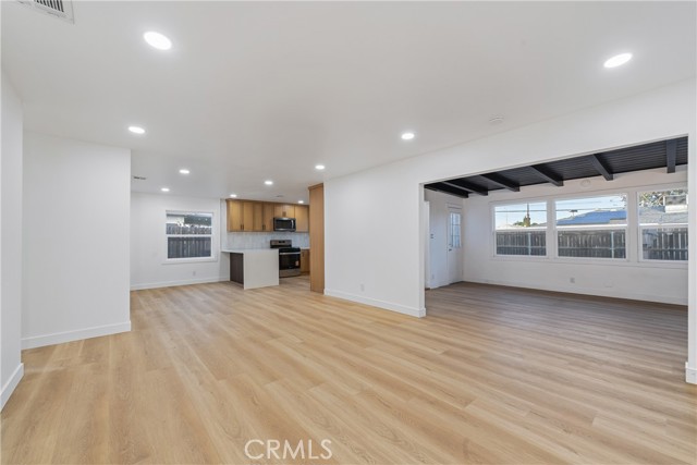 Detail Gallery Image 3 of 26 For 12629 Thomas, Chino,  CA 91710 - 5 Beds | 2 Baths