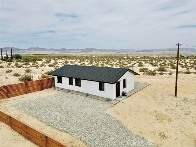 Detail Gallery Image 35 of 37 For 1561 Shoshone Valley Rd, Twentynine Palms,  CA 92277 - 2 Beds | 1 Baths