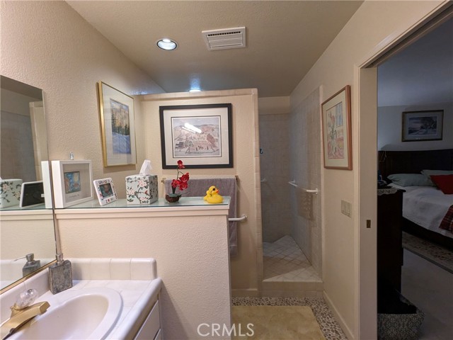 Detail Gallery Image 13 of 22 For 240 Estates Dr #1,  Chico,  CA 95928 - 2 Beds | 2 Baths