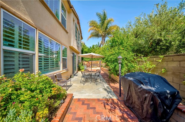 1330 W Marigold Avenue, La Habra CA: https://media.crmls.org/medias/174a0bae-5be7-4a7c-84a7-03e6a54651d7.jpg
