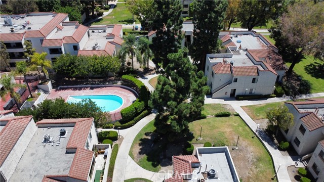 600 W Third St, Santa Ana CA: https://media.crmls.org/medias/174a9044-5f70-4d92-94c5-817309f93138.jpg