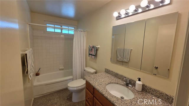 Detail Gallery Image 12 of 25 For 824 N 16th, Montebello,  CA 90640 - 3 Beds | 2 Baths