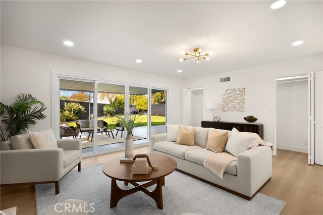 4041 Bycroft, Yorba Linda CA: https://media.crmls.org/medias/174b7ee2-b3c6-4237-97a2-8654e6291b22.jpg