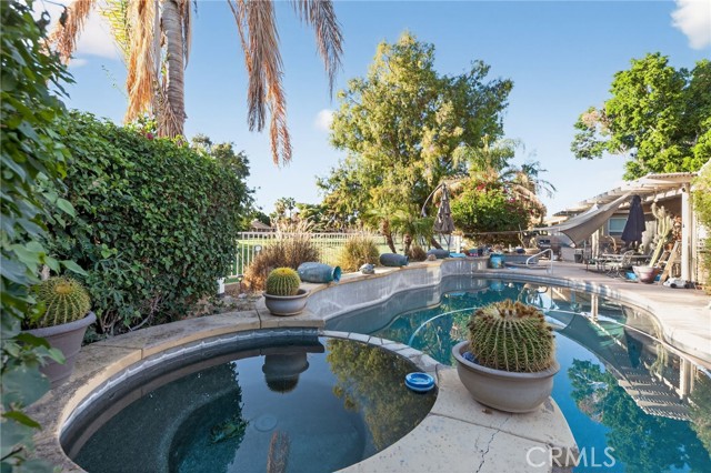 Detail Gallery Image 2 of 33 For 49643 Douglas St, Indio,  CA 92201 - 3 Beds | 2/1 Baths