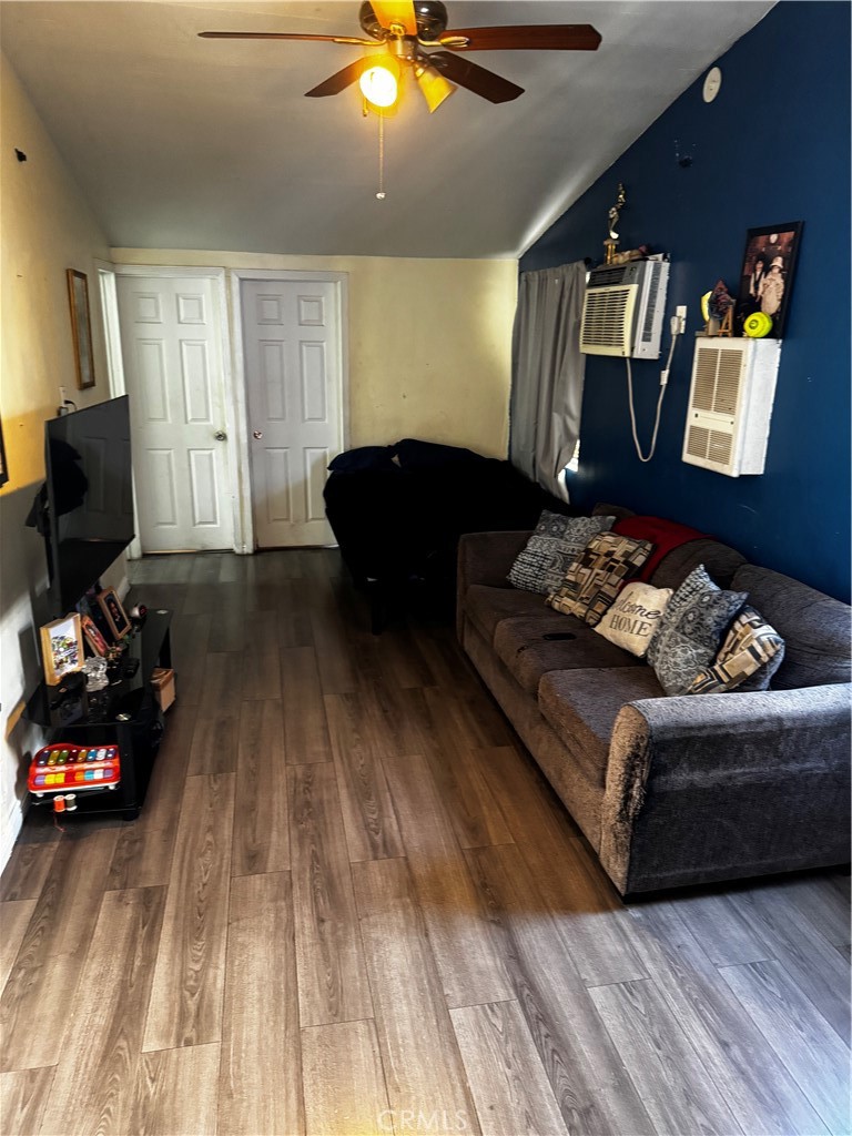 MLS #DW25203207 image #5