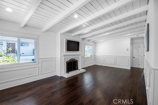 Detail Gallery Image 4 of 30 For 3619 N Poinsettia Ave, Manhattan Beach,  CA 90266 - 3 Beds | 2/1 Baths