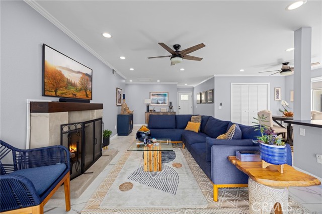 Detail Gallery Image 7 of 34 For 6729 Hyacinth Cir, Carlsbad,  CA 92011 - 3 Beds | 2 Baths