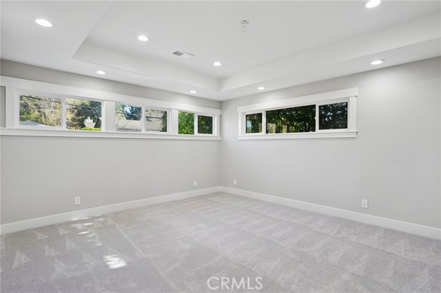 Image 12 of 36 For 60 Loma Vista