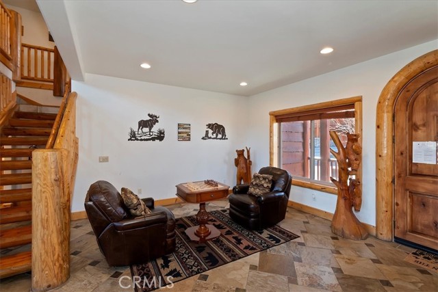 Detail Gallery Image 12 of 50 For 42324 Eagle Ridge, Big Bear Lake,  CA 92315 - 6 Beds | 4 Baths