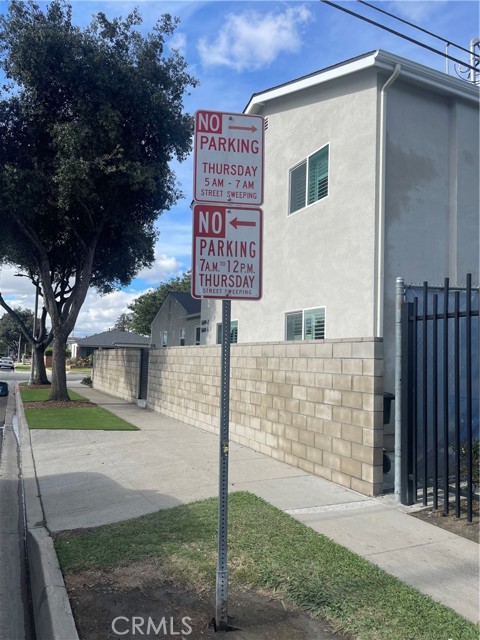 5602 Verdura Ave, Lakewood CA: https://media.crmls.org/medias/174de65e-2e90-41c0-af0a-9ac1a42fd7fc.jpg