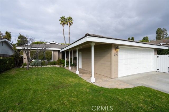 825 Tyburn Road, Palos Verdes Estates CA: https://media.crmls.org/medias/174e5799-d53c-4b87-b9d5-fab750e92576.jpg
