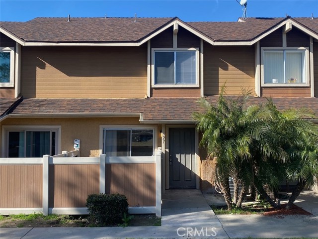 1460 Kendall Dr #27, San Bernardino, CA 92407