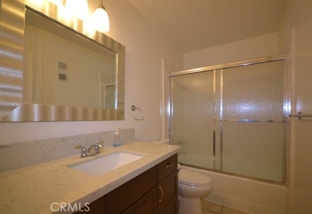 2nd bedroom 2