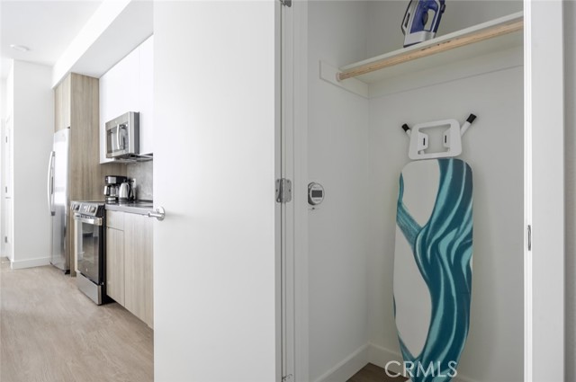 551 S Harbor, San Pedro CA: https://media.crmls.org/medias/174feb18-2a6a-418e-b02f-f83653df249d.jpg