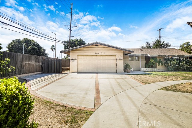 9501 Lubao Avenue photo 41