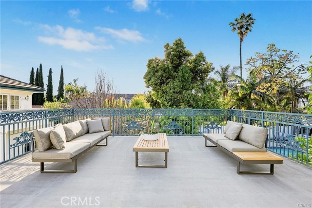 515 W Le Roy Avenue, Arcadia CA: https://media.crmls.org/medias/175211ee-cdd8-4fb4-8289-caf157de867d.jpg