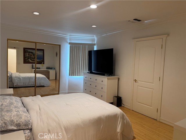 Detail Gallery Image 31 of 44 For 5092 Chimineas, Tarzana,  CA 91356 - 4 Beds | 2 Baths