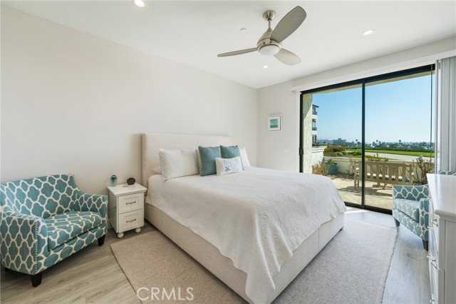 Detail Gallery Image 15 of 59 For 230 Lille Lane #113,  Newport Beach,  CA 92663 - 3 Beds | 3 Baths