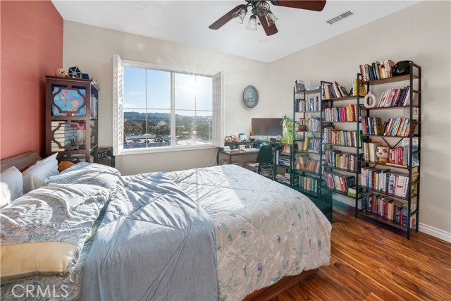 Detail Gallery Image 18 of 33 For 24332 Lorenzo, Valencia,  CA 91355 - 3 Beds | 3 Baths