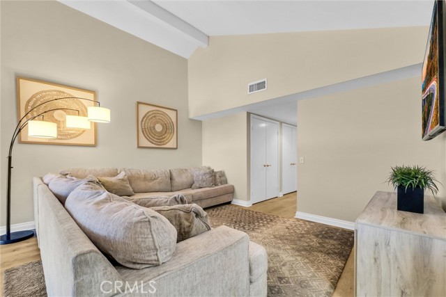 Image 9 of 35 For 6437 Calle Del Norte