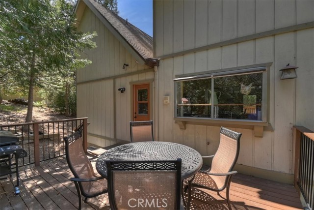 Detail Gallery Image 15 of 49 For 415 Golf Course, Lake Arrowhead,  CA 92352 - 4 Beds | 3/1 Baths