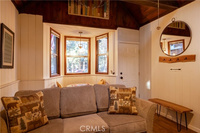 Detail Gallery Image 6 of 30 For 626 Elysian Bld, Big Bear City,  CA 92314 - 2 Beds | 1 Baths