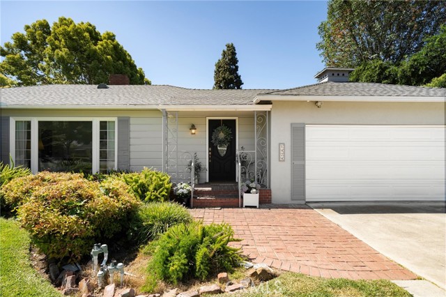Detail Gallery Image 4 of 47 For 1424 E Vine Ave, West Covina,  CA 91791 - 4 Beds | 2/1 Baths