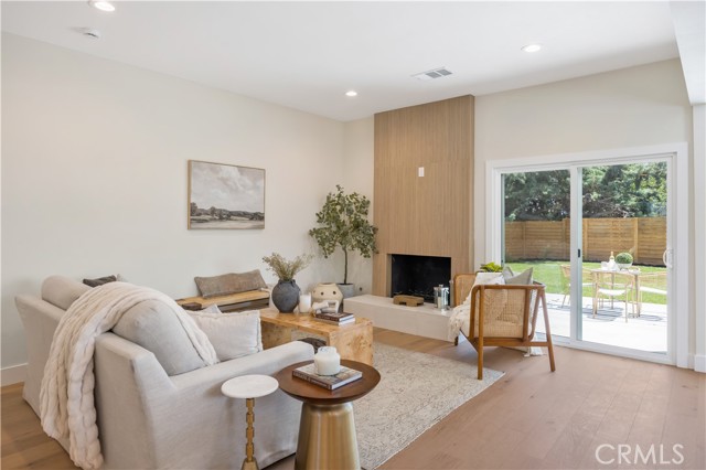 25652 Cervantes Lane, Mission Viejo CA: https://media.crmls.org/medias/17546975-aa19-41cd-9411-34982ec52b7f.jpg
